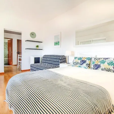 Atlantic Views Apartment